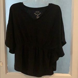 Black loose top